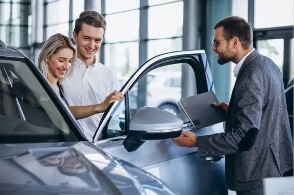 
Car-buying-from-showroom