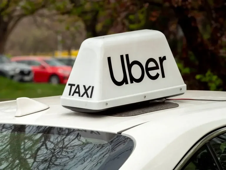 5 Ways to Cover Lost Income After a Rideshare Accident