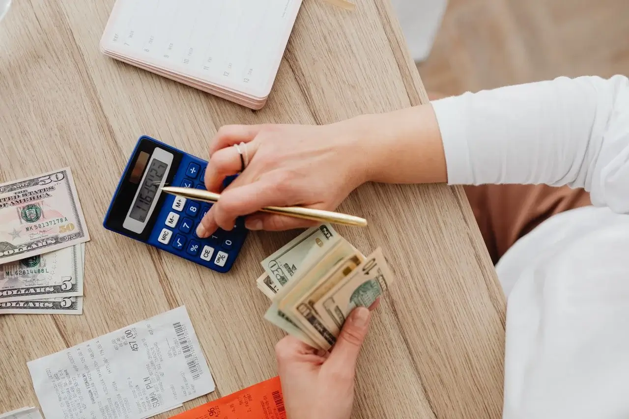 How to Build Multiple Income Streams From a Personal Finance Newsletter